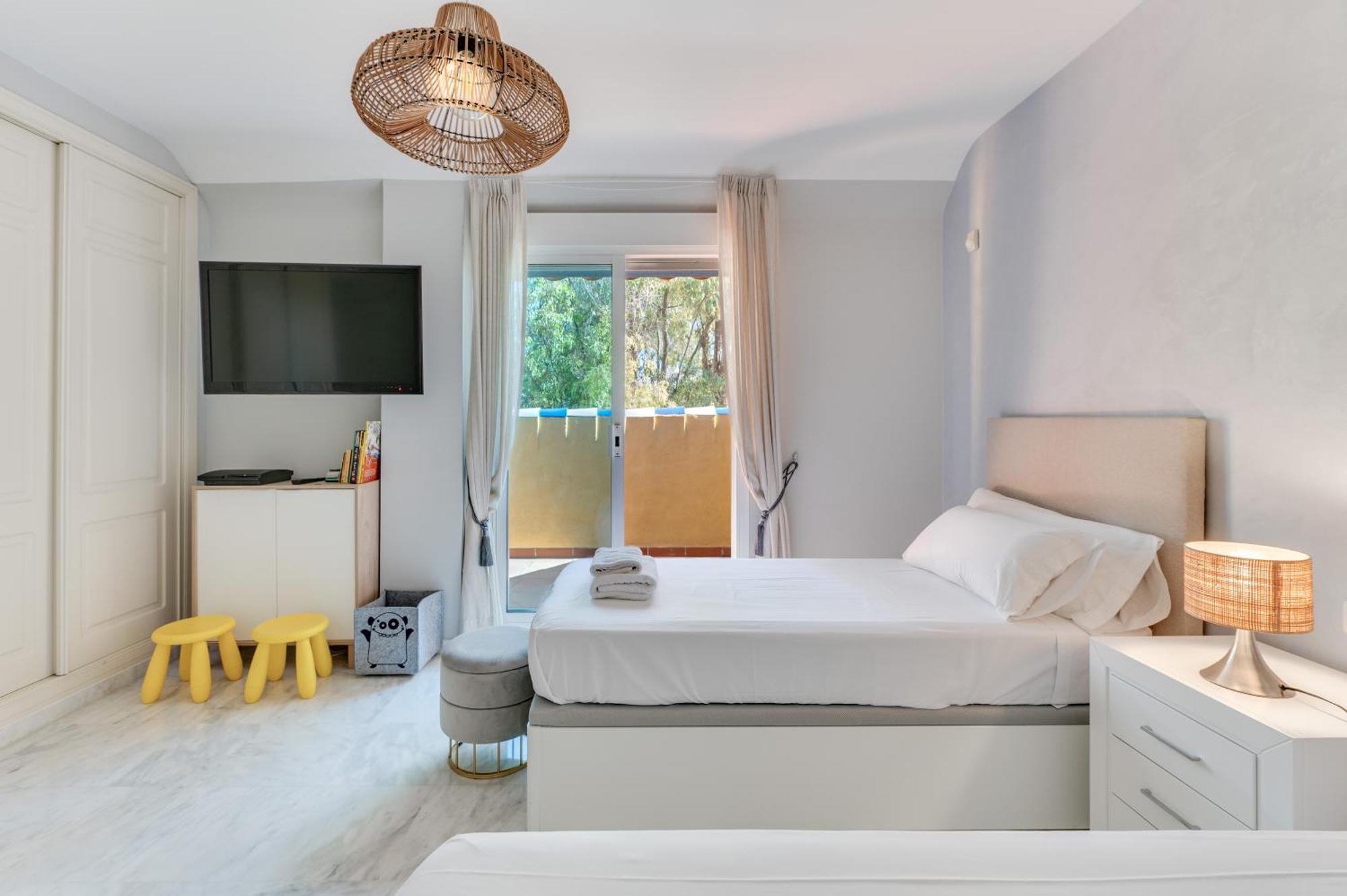 Apartemen Acogedor Atico Con Vistas Al Mar En Bahia De *