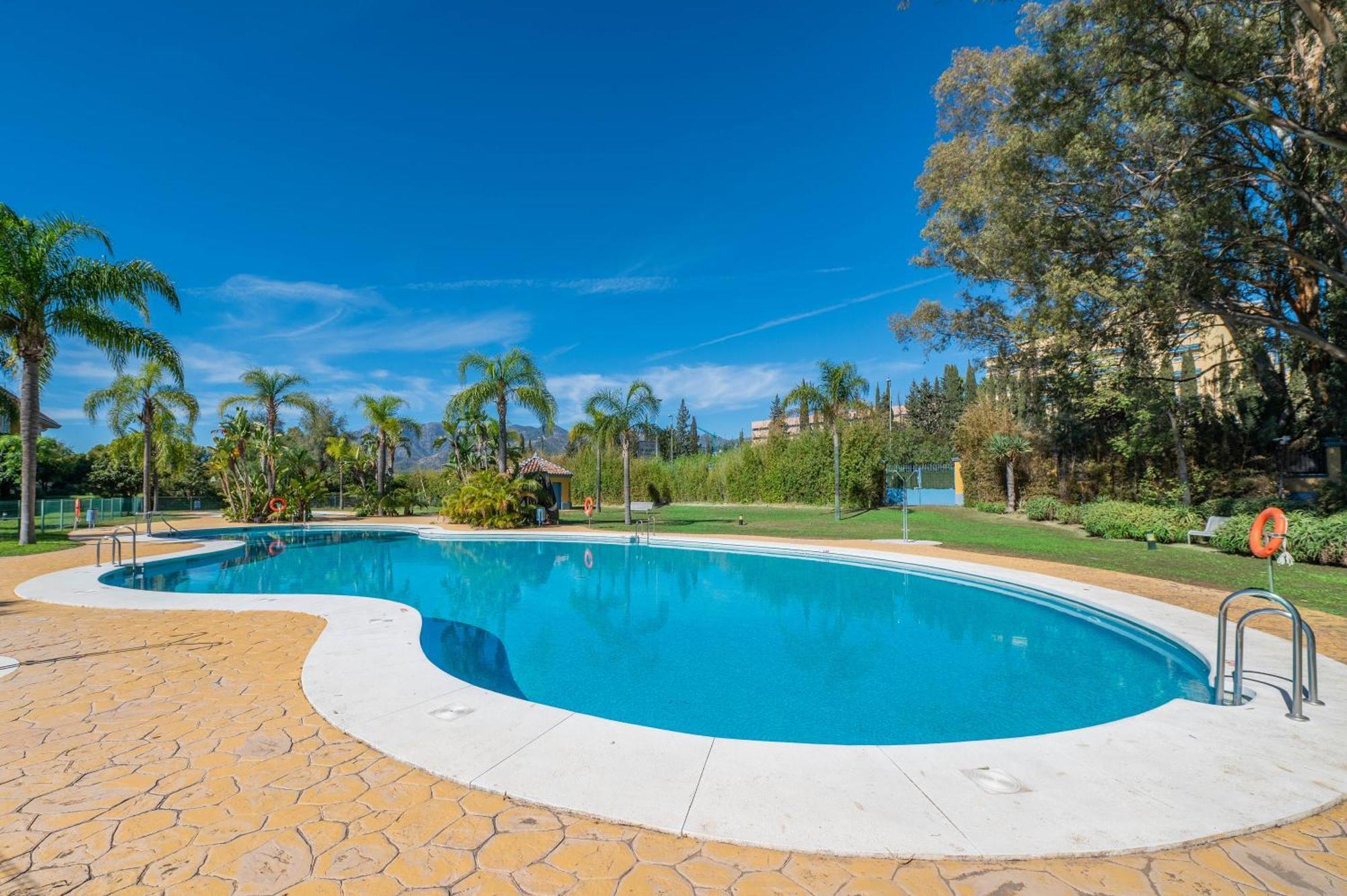 Acogedor Atico Con Vistas Al Mar En Bahia De * Marbella